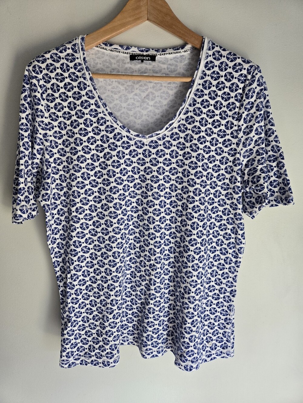 OLSEN Blue Floral Print V-Neck Top